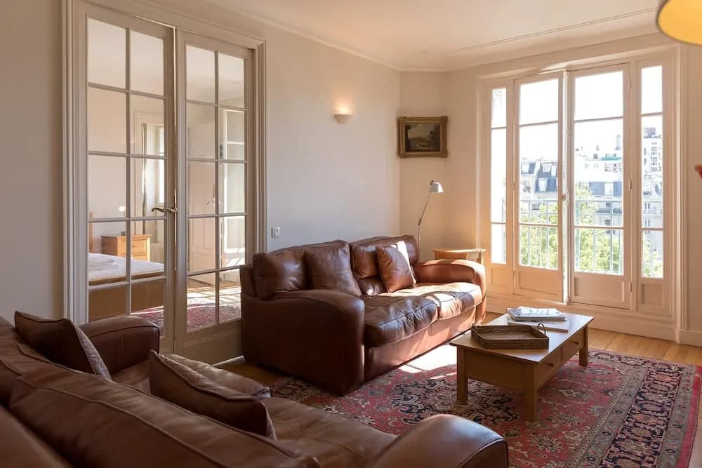 Eiffel Park Peaceful 1 Bedroom Apt Near the Eiffel Tower - photo 2