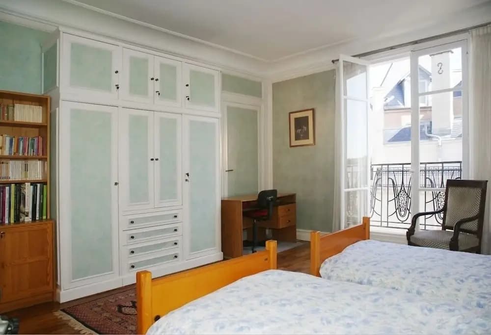 216500 - Beautiful 120 sqm duplex apartment for a family or two couples to rent in a privileged area - photo 4