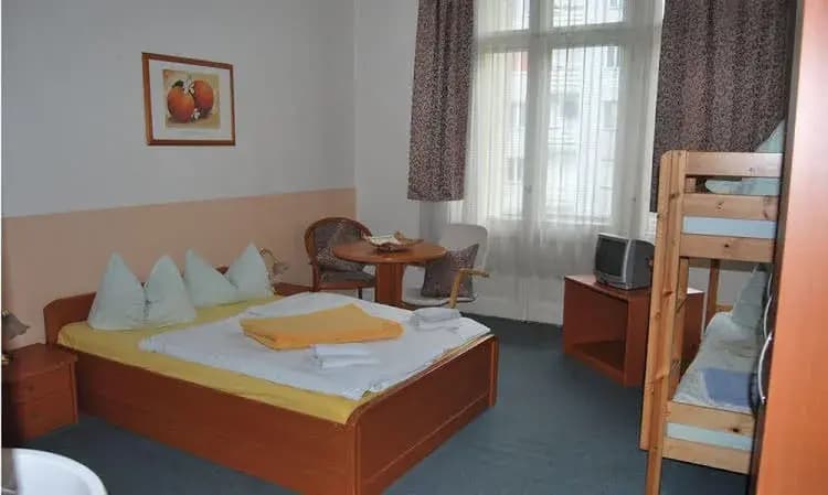 Motel Blue - photo 4
