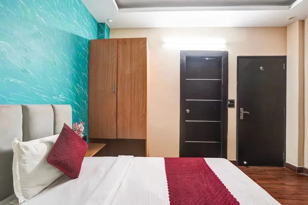 Hotel Twamev Couple Friendly Laxmi Nagar - photo 11
