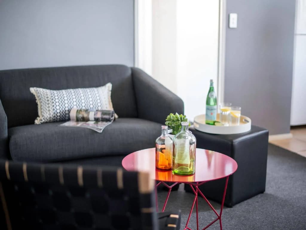 Apartment2c - Somerset - photo 2