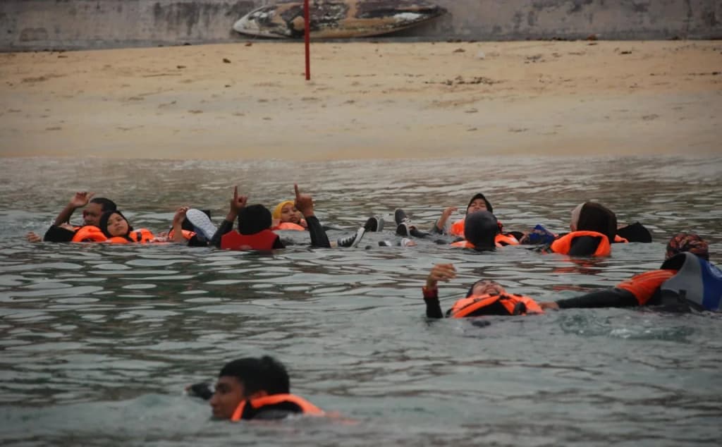 Purnama Beach Resort - photo 22