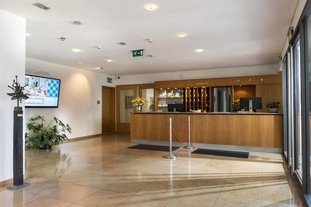 Hotel Aquino Berlin - photo 2