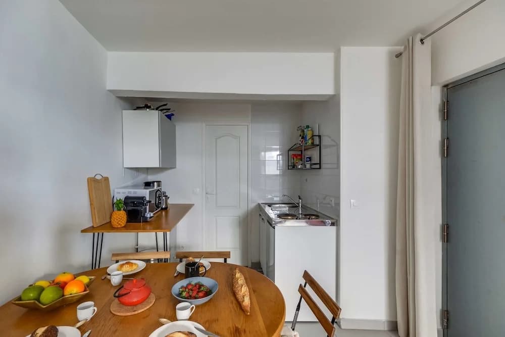 Charming Flat - 6 Mins to Gare Du Nord Metro - photo 12