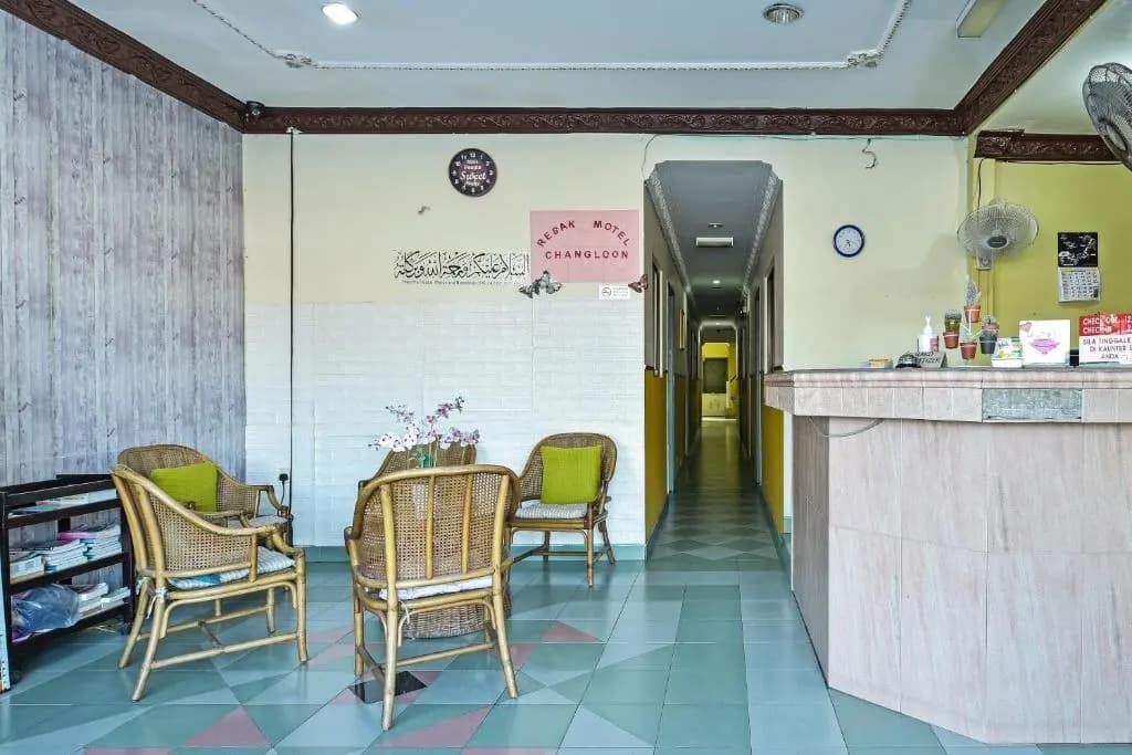 OYO 90736 Lh Resak Motel - photo 2