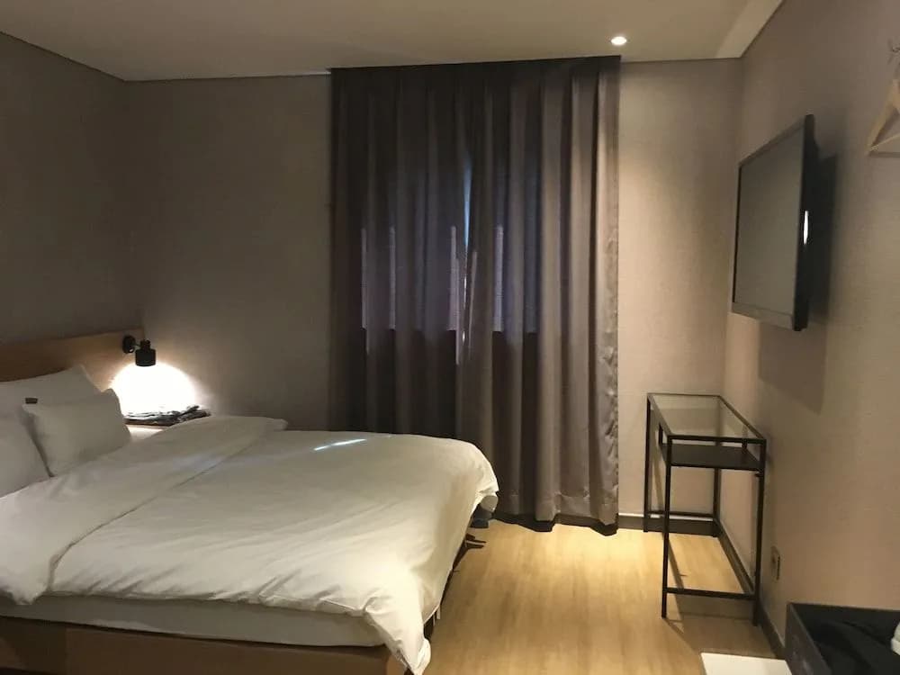 MOMO Hotel - photo 10