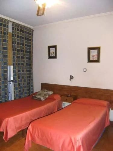 Hostal Suarez - photo 10