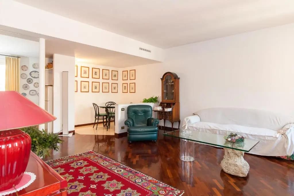 Dora Trevi Apartment - photo 8