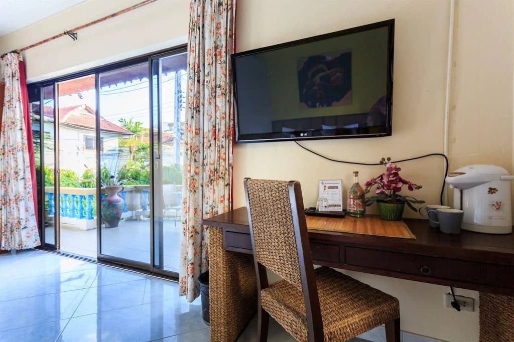 Eriksson Guesthouse - photo 7