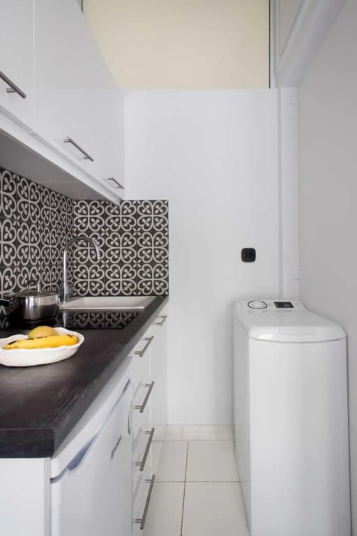 Newly renovated studio downtown Athens! - photo 13