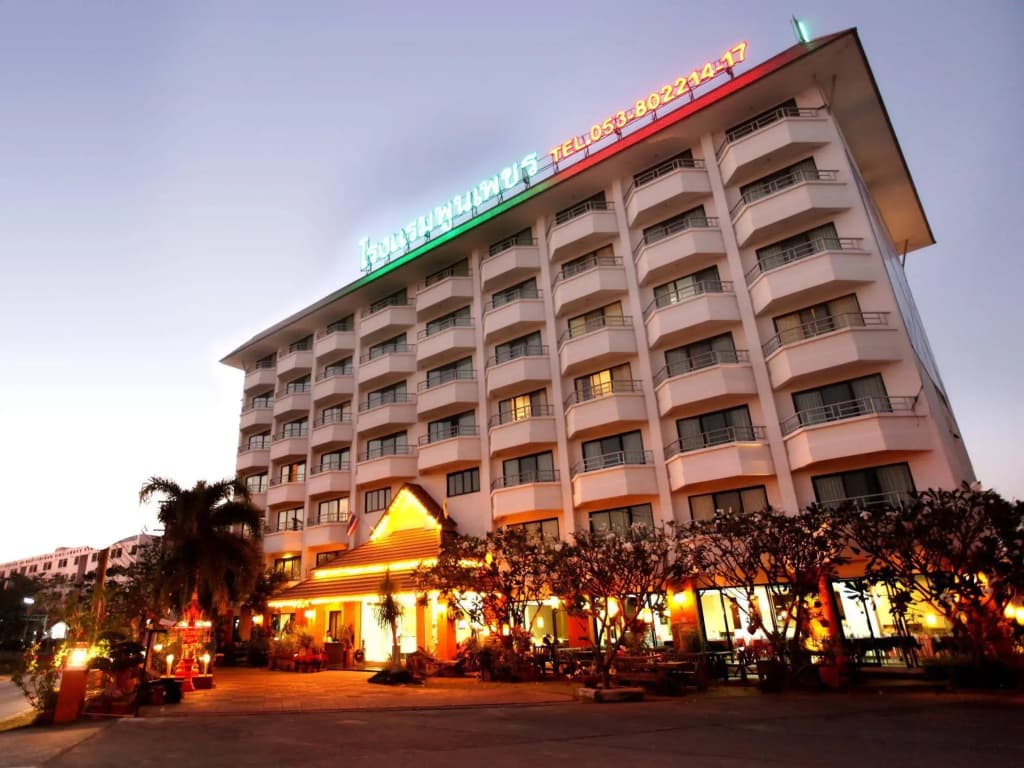 Asia Hotels Group - Poonpetch Chiangmai - photo 1