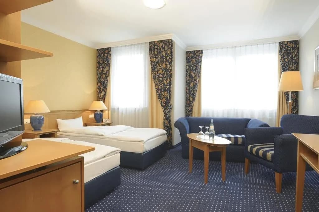 Upstalsboom Hotel Friedrichshain - photo 3