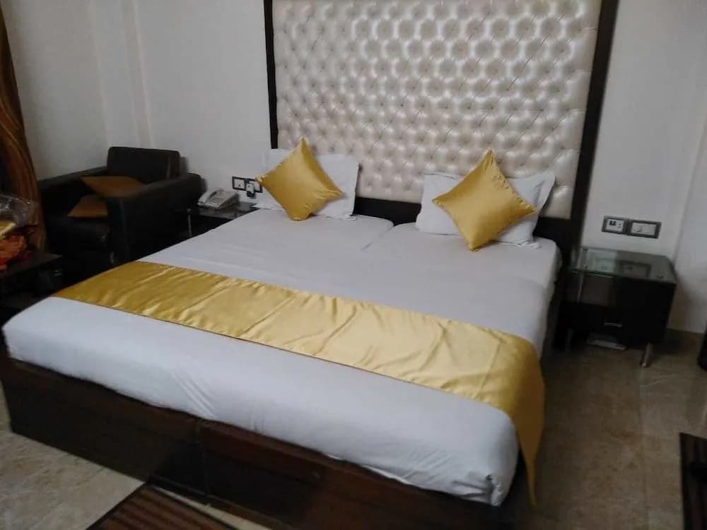 Super 51 Hotel - photo 5