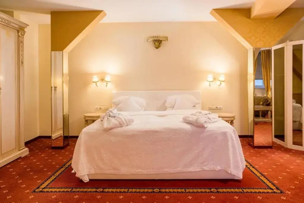 Hotel Augusta - photo 33