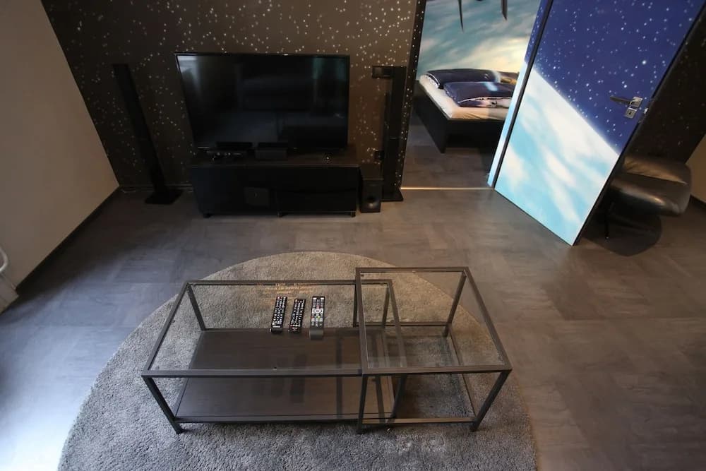 Dfive Apartments - Galactic - photo 5
