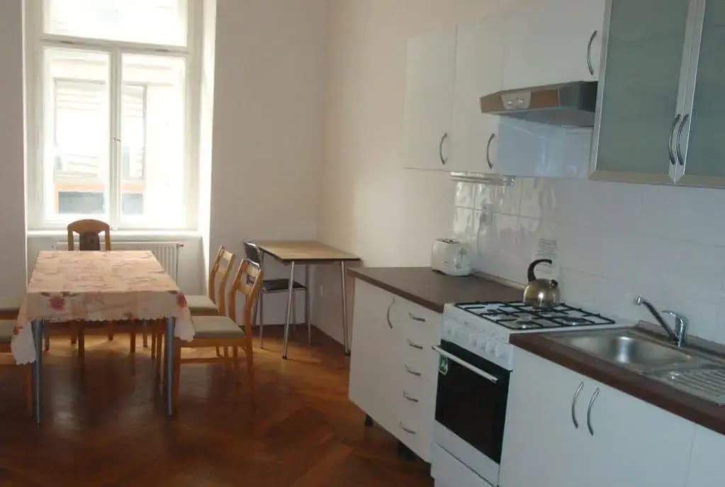 Gallery Hostel - photo 12