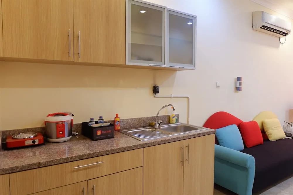 Homey The Bellezza Apartment - photo 19