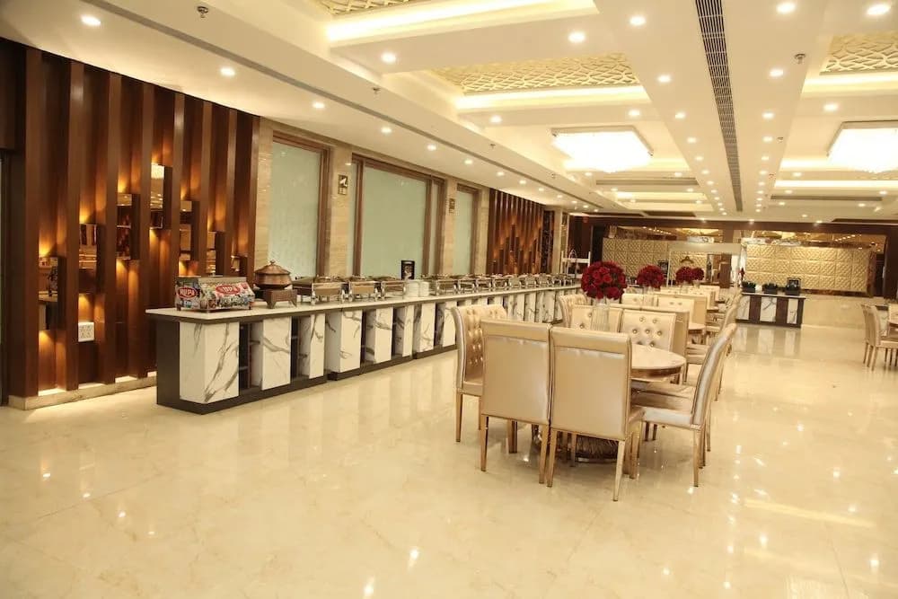 Green Palms Hotel Pacific Mall - photo 24