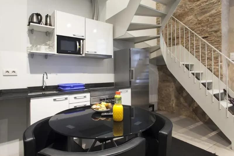 AinB Gothic Cathedral Apartments - photo 16