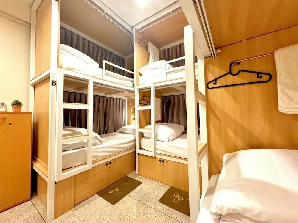 Charming Hostel - photo 1