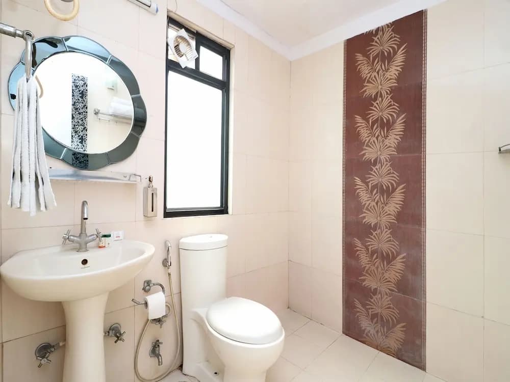 OYO 377 Hotel Excellent - photo 9