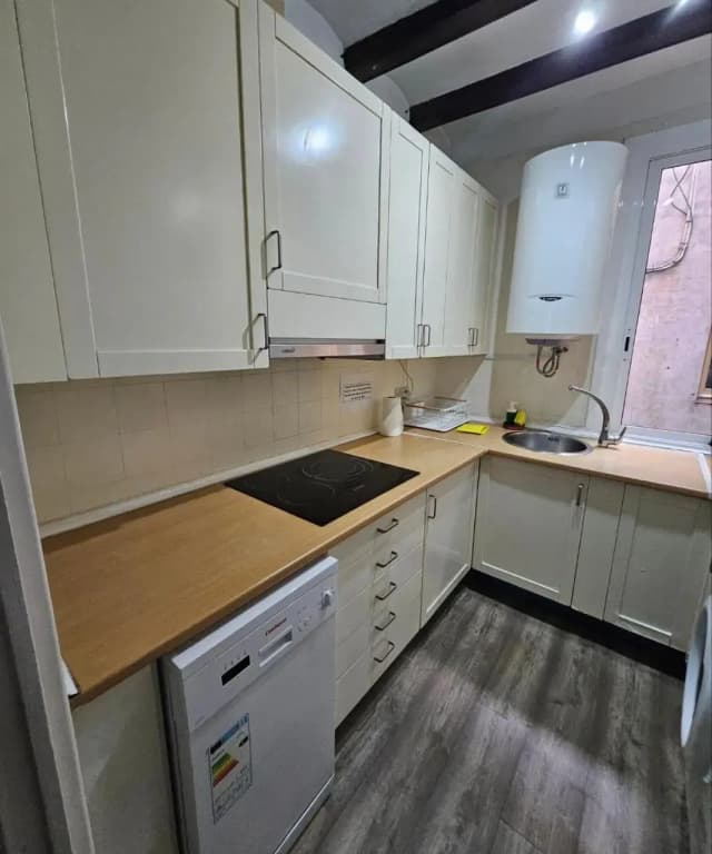 Family Central Apartment - photo 16