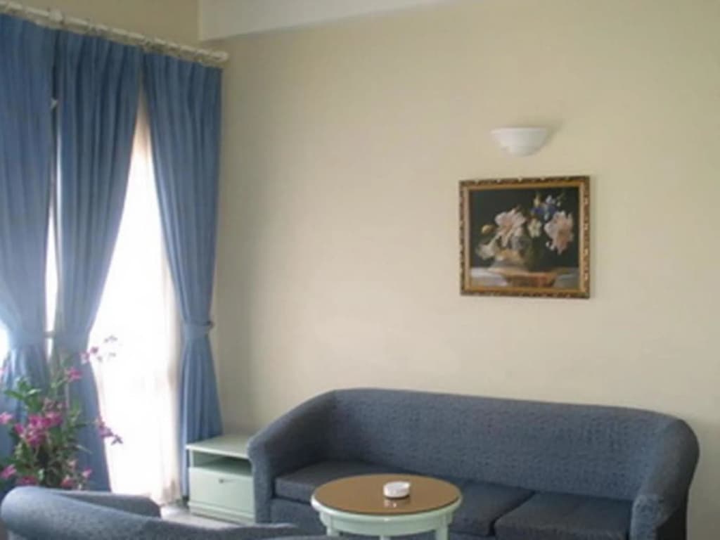 Bat Dat Hotel - photo 7