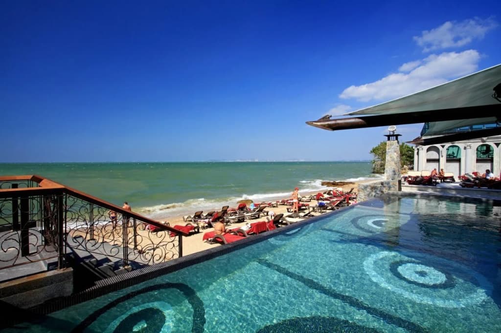 Pattaya Modus Beachfront Resort - photo 20