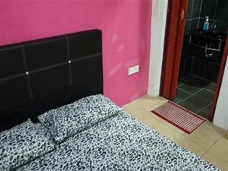 Funky Town Guesthouse - photo 4