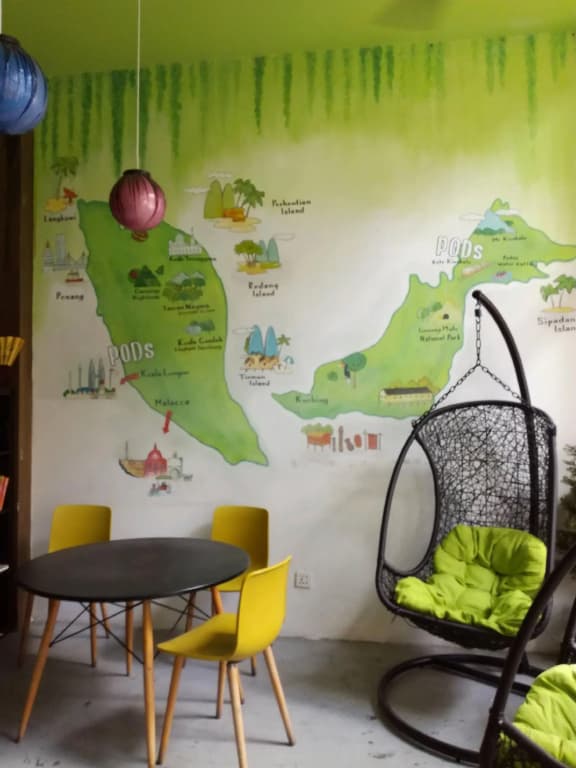 PODs The Backpackers Home & Cafe - photo 16