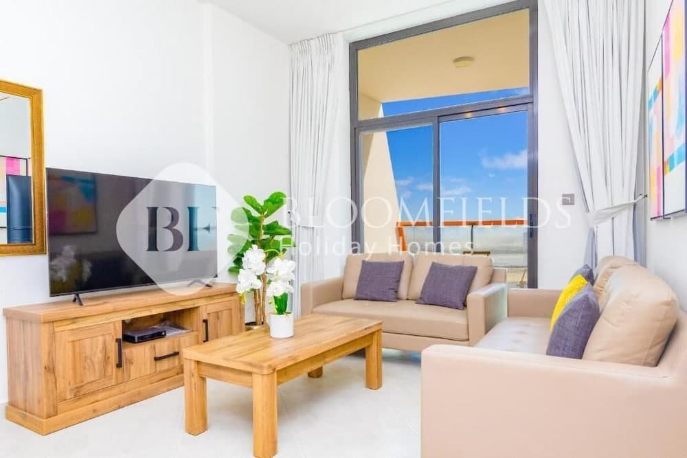 Bloomfields 1Br Avenue Suite Bingha - photo 2