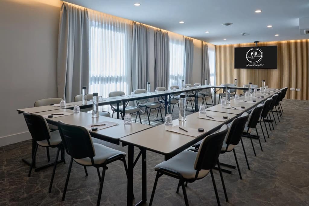Hotel Puerta de Toledo - photo 45
