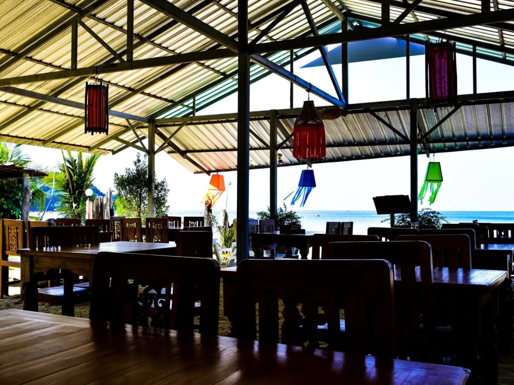 Lanta Mermaid Beachfront Resort - photo 24
