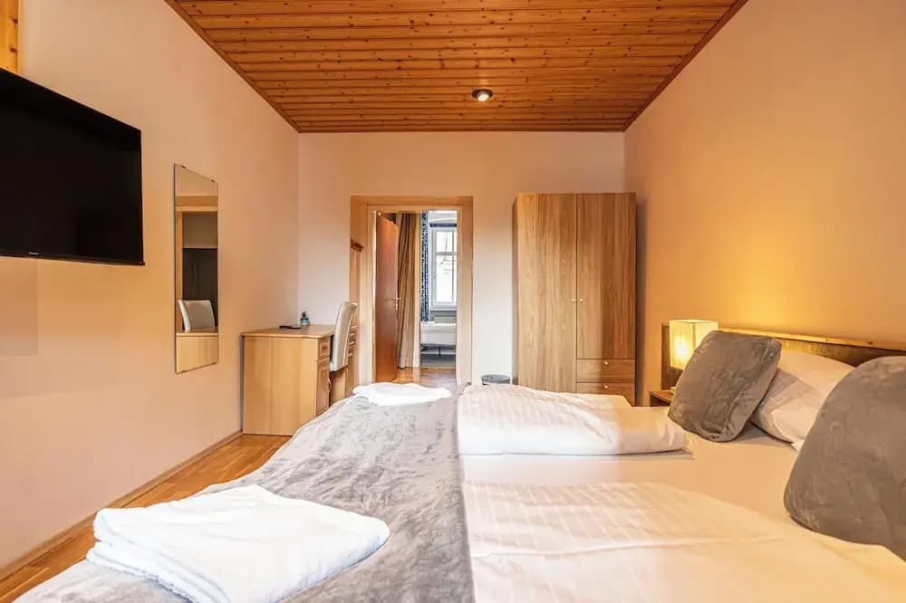 Vienna Spacious 2BR Apt Long Stay - photo 20