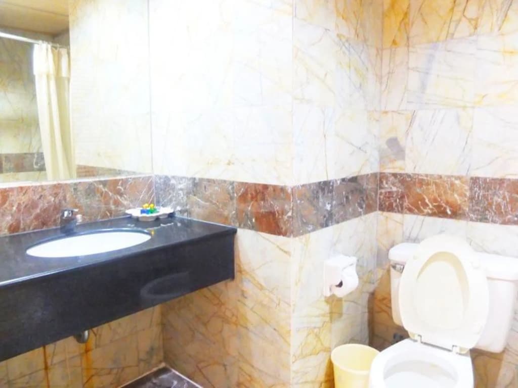 Adriatic Palace Hotel Pattaya - photo 8