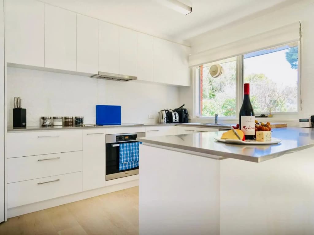 By The Beach Frankston - photo 17
