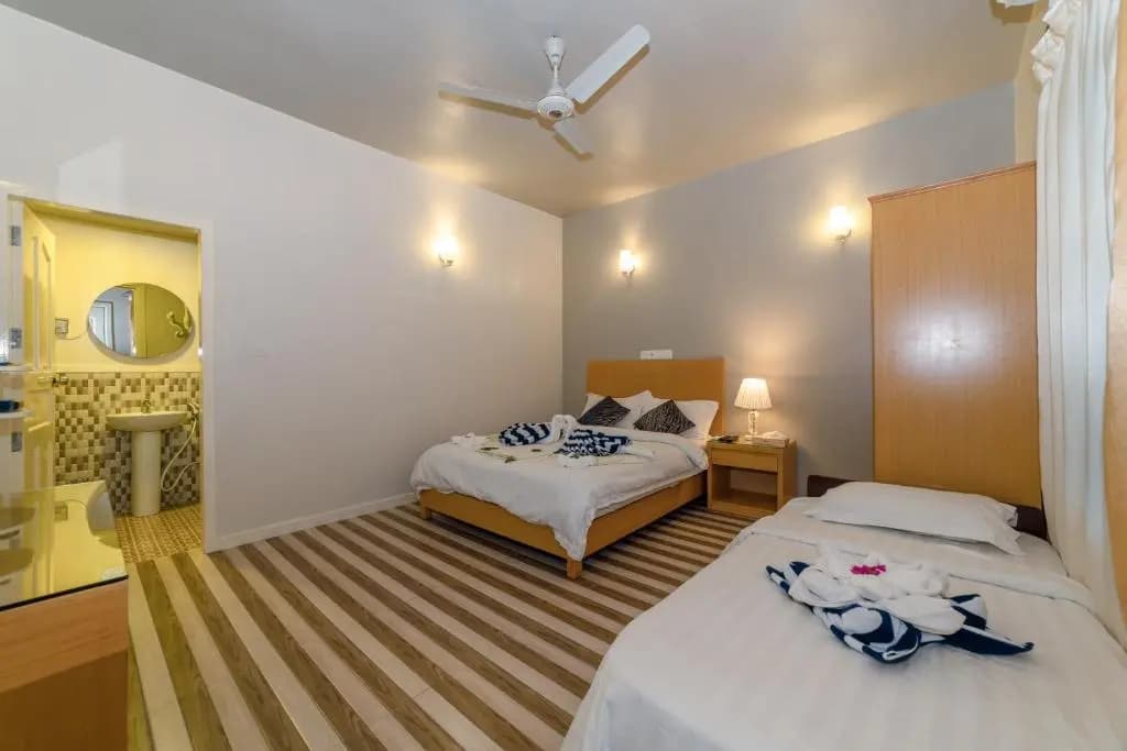 Ukulhas Beach Inn Hotel - photo 12
