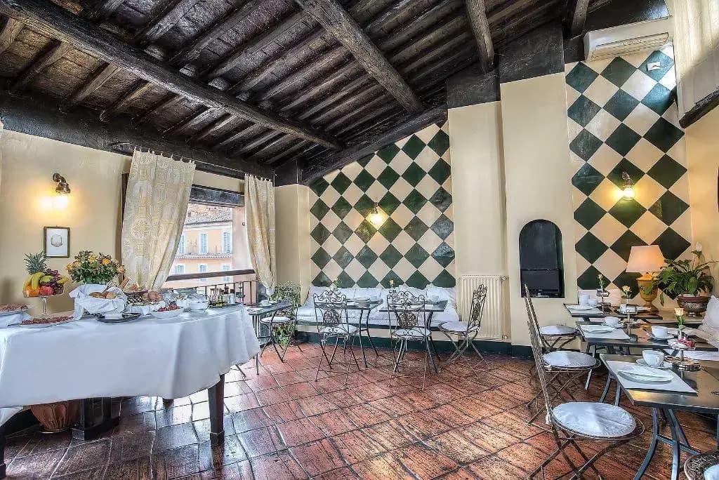 Hotel Fontana - photo 17