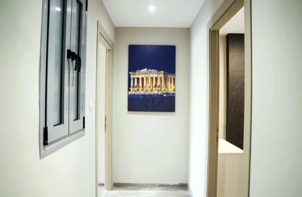 athens jacuzzi suite - photo 11
