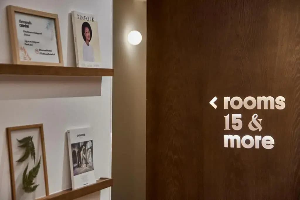 Hostal Layetana - photo 17