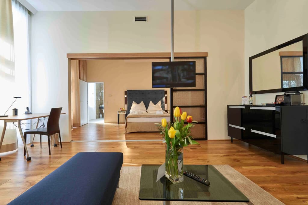 HiLight Suites Hotel - photo 29
