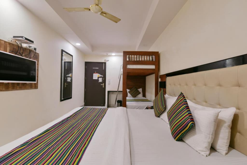 Welcome Palace Paharganj - photo 31