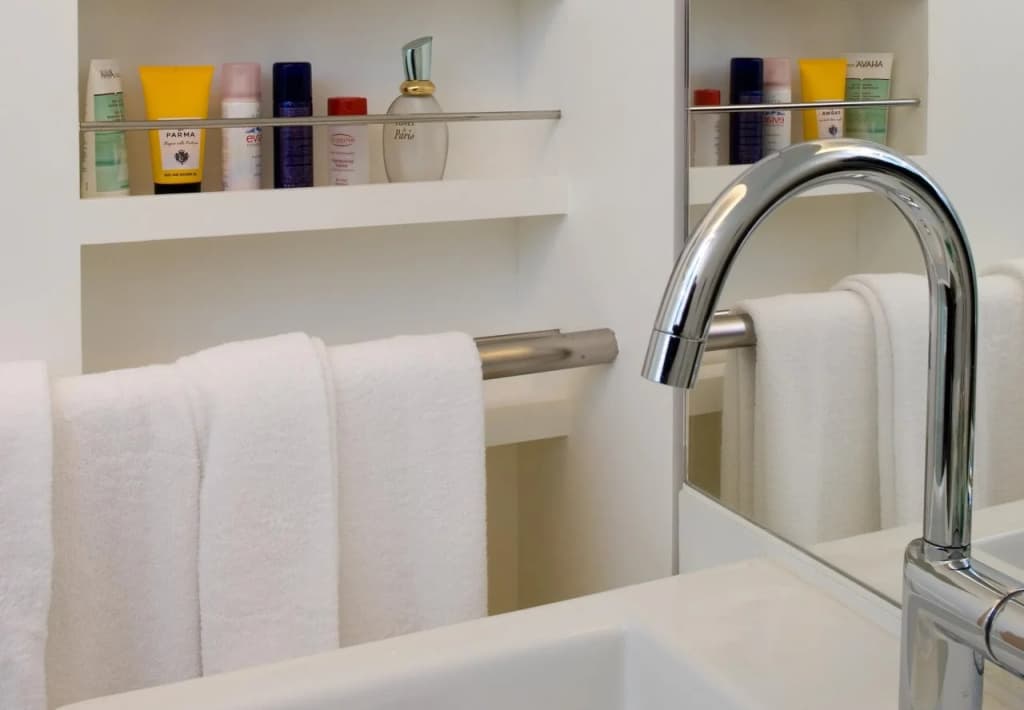 V Causeway Bay Hotel  Serviced Apartments - photo 10