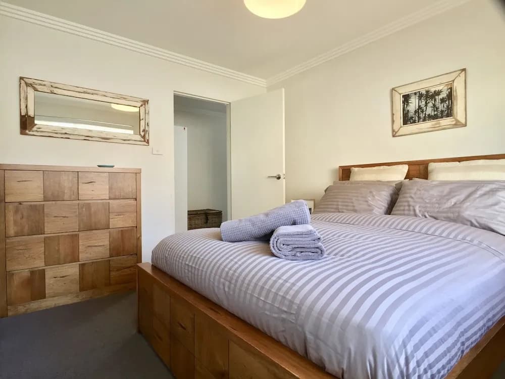 Sydney Coastal Comfort - photo 11