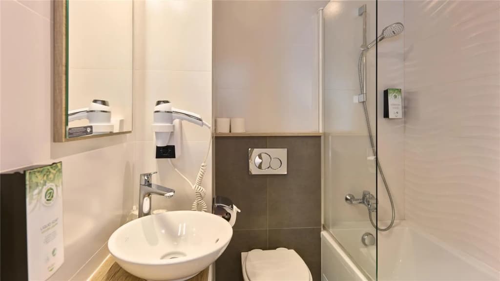 Campanile PRIME - Paris 14 Maine Montparnasse - photo 10