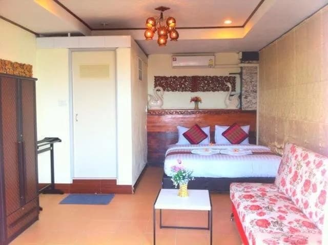 Lanta Mattia Bungalows and Resort - photo 3