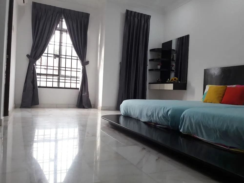 C U Homestay Bukit Indah - photo 2