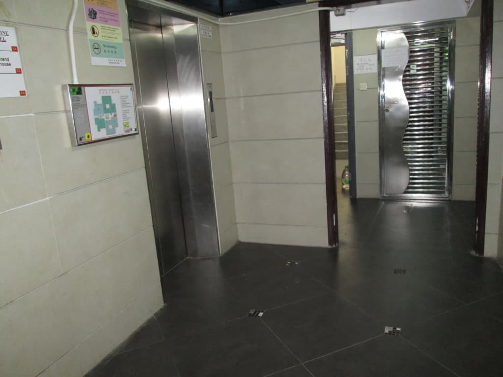 Crystal Hostel - photo 11