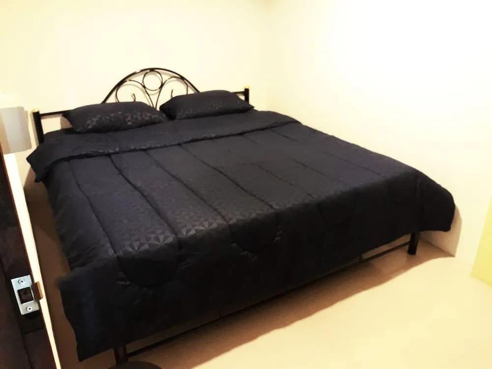 P & T Hostel - photo 4