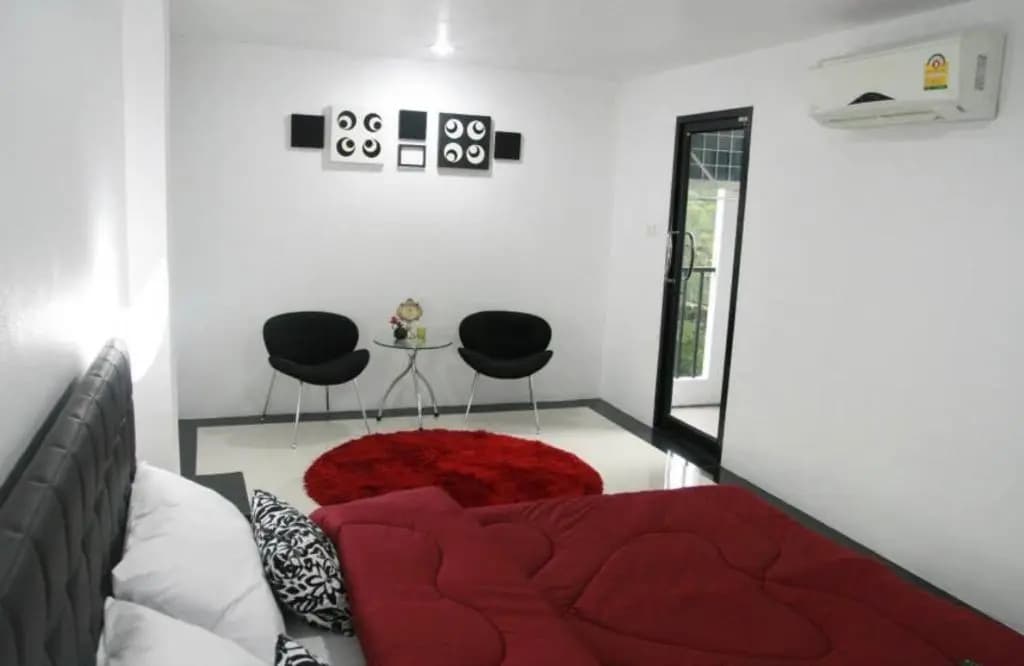 @Room Apartment - photo 9